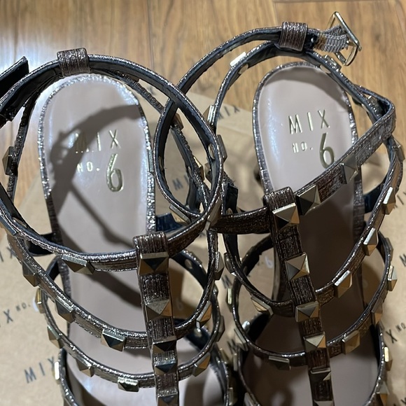 MIX NO.6 size 8 1/2 heels - Picture 3 of 4